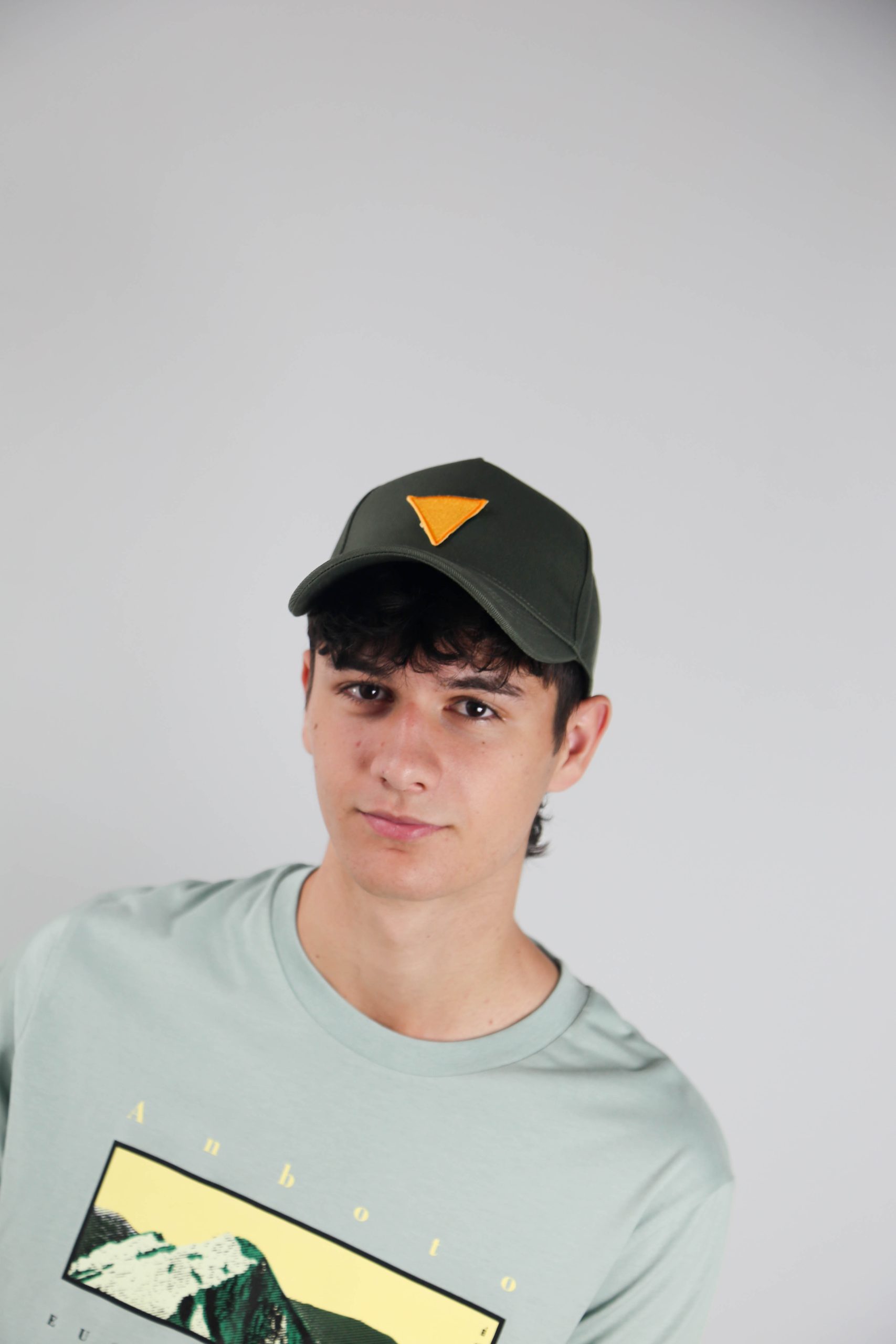 HIRUKIA GORRA KAKI UNISEX - Imagen 2