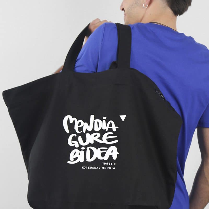 BIDEA POLTSA HANDIA BELTZA